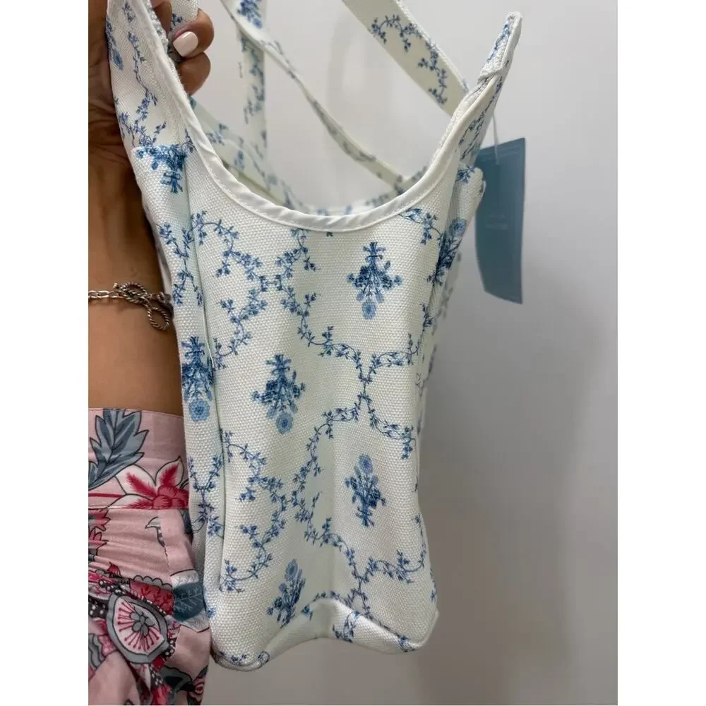 NWT Rare Hill House Pet Tote in Blue Trellis